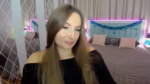 NadinGracefull online show from 12-20-25, 07:21