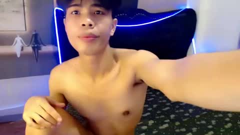 Snapshot of nagaselen34 chatting on 06-29-26, 04:18 Jhay online show from 06-29-26, 04:18