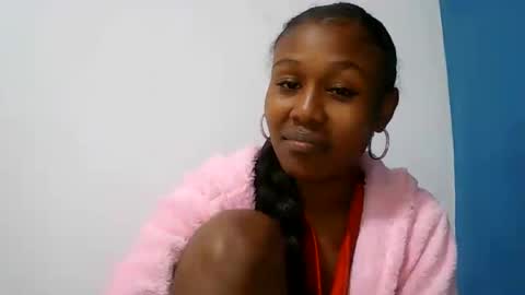 nah296652 online show from 06-21-26, 06:32