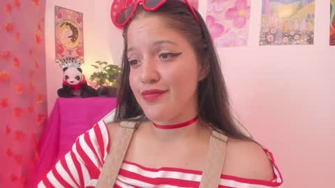 Nahara Soler online show from 11-16-25, 08:03