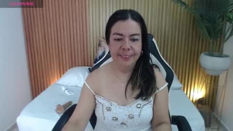 N A H I A online show from 01-23-25, 05:52