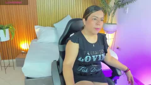 N A H I A online show from 05-02-26, 12:43