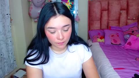 nahia cute     only   online show from 02-21-25, 07:54