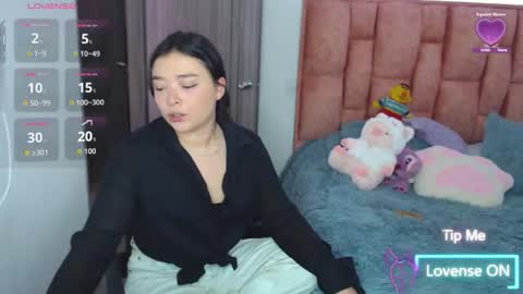 nahia cute     only   online show from 01-10-26, 06:42