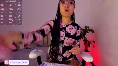 Snapshot of nahia_low chatting on 10-04-25, 01:36 Valeria online show from 10-04-25, 01:36