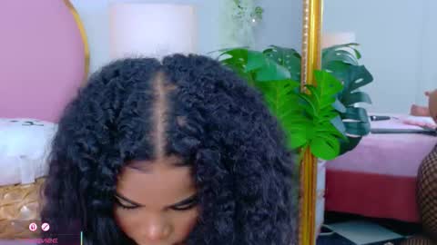 NahiaraReina  online show from 11-21-25, 03:00