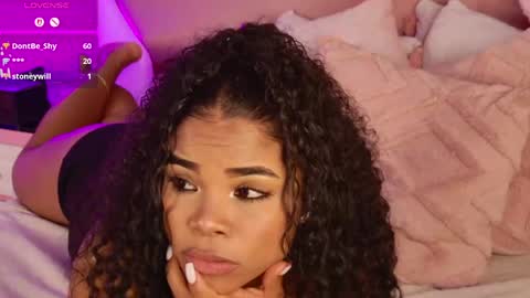 NahiaraReina  online show from 04-29-26, 05:30