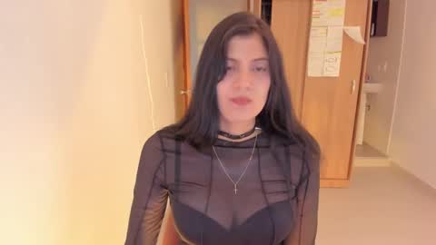 independent model online show from 12-27-24, 04:15