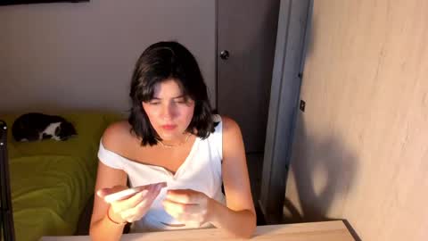 independent model online show from 05-02-26, 05:01