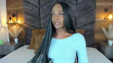  VICTORIA  online show from 03-04-25, 07:43