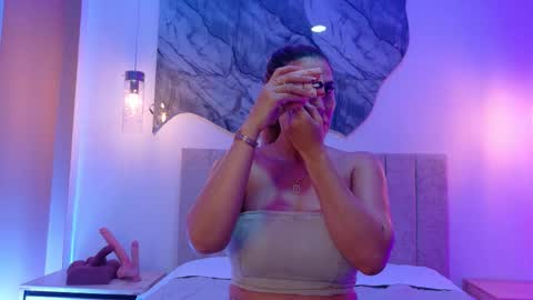 NahomiRoss online show from 02-03-26, 12:21