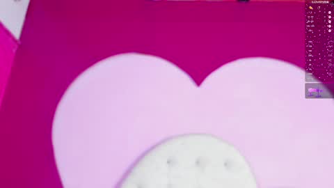 Snapshot of nahomyroberts chatting on 01-17-25, 12:42 Nahomy Roberts online show from 01-17-25, 12:42