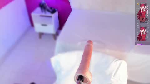 Snapshot of nahomyroberts chatting on 02-19-25, 01:17 Nahomy Roberts online show from 02-19-25, 01:17