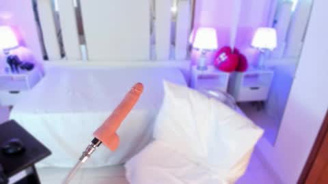 Snapshot of nahomyroberts chatting on 11-03-25, 12:06 Nahomy Roberts online show from 11-03-25, 12:06