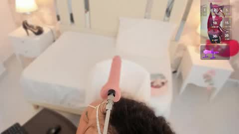 Snapshot of nahomyroberts chatting on 12-16-25, 11:37 Nahomy Roberts online show from 12-16-25, 11:37