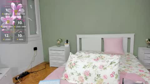 Mile online show from 10-26-25, 12:38