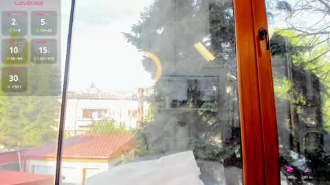 Snapshot of naila18 chatting on 04-19-26, 05:29 Naila online show from 04-19-26, 05:29