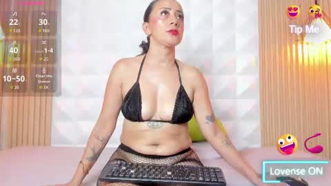 Snapshot of naila_sweett chatting on 06-19-26, 07:17 NAILA online show from 06-19-26, 07:17