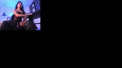 Snapshot of nailahard chatting on 01-16-25, 06:16 Naila online show from 01-16-25, 06:16