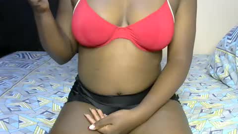 Snapshot of nailastars chatting on 03-05-25, 10:33 Dear online show from 03-05-25, 10:33