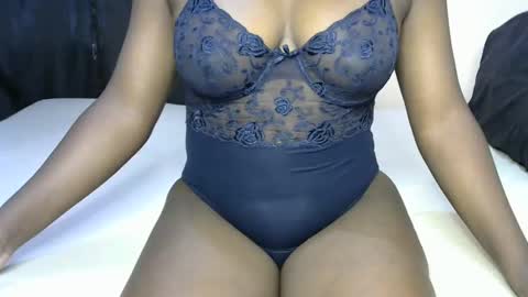 Snapshot of nailastars chatting on 03-10-25, 10:15 Dear online show from 03-10-25, 10:15