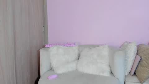 Snapshot of naileea chatting on 02-03-25, 10:54 online show from 02-03-25, 10:54