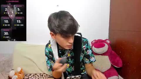  N A I M T H E  K I N G  online show from 02-09-26, 12:58