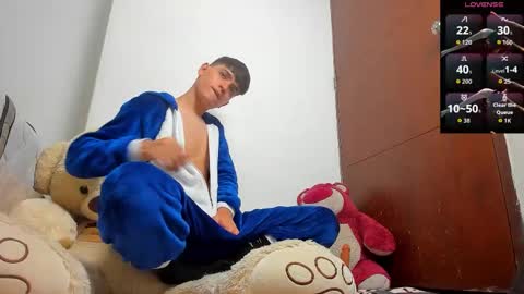  N A I M T H E  K I N G  online show from 03-04-26, 11:33