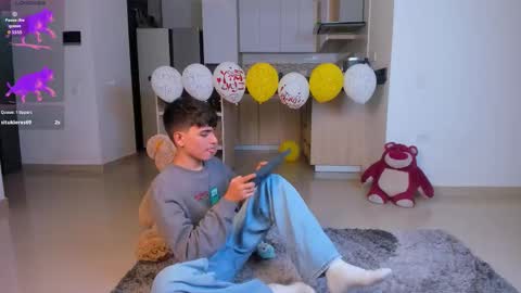  N A I M T H E  K I N G  online show from 03-19-26, 09:08