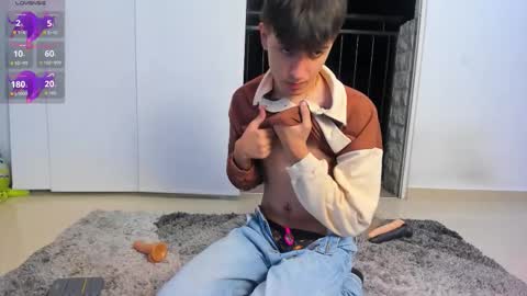  N A I M T H E  K I N G  online show from 03-25-26, 12:49