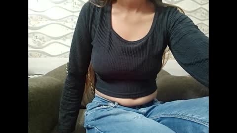 Snapshot of naina00123 chatting on 12-31-24, 12:04 Naina online show from 12-31-24, 12:04