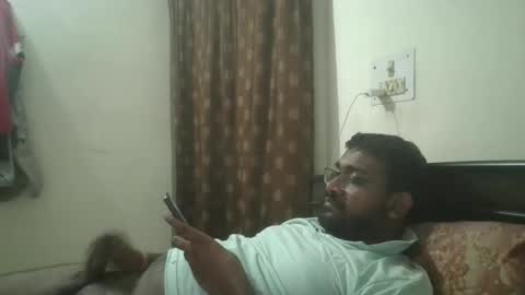 NAIRANANDU28 online show from 05-17-26, 06:33