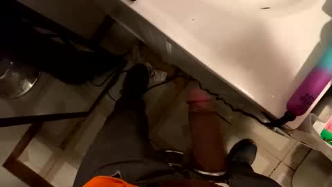 Snapshot of nairda2senoniuq chatting on 03-25-26, 04:35 nairda2senoniuq online show from 03-25-26, 04:35