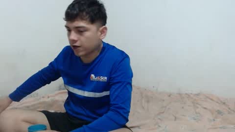 naisha and axel2 online show from 10-02-25, 05:14