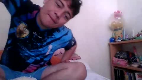 naisha and axel2 online show from 01-05-26, 05:27