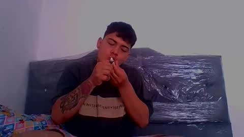 naisha and axel2 online show from 02-07-26, 06:44