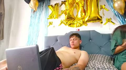 naisha and axel2 online show from 03-17-26, 09:29