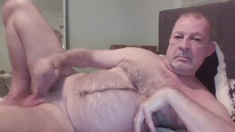 Snapshot of naked4ladies2 chatting on 06-16-26, 06:05 Naked4Ladies online show from 06-16-26, 06:05