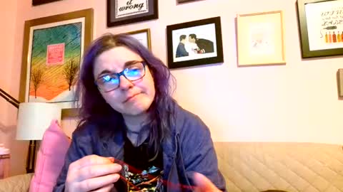 Lizzy online show from 02-16-25, 06:43