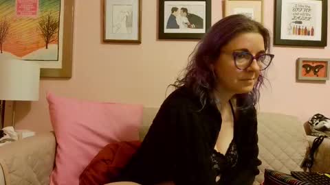 Lizzy online show from 03-08-25, 05:38