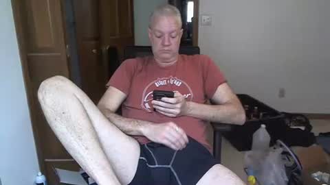 Snapshot of nakedilmale chatting on 04-27-26, 10:30 Tip 100 for my full real name online show from 04-27-26, 10:30