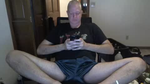 Snapshot of nakedilmale chatting on 05-15-26, 10:50 Tip 100 for my full real name online show from 05-15-26, 10:50