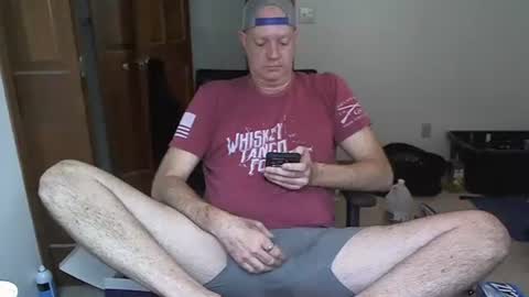 Snapshot of nakedilmale chatting on 05-31-26, 10:55 Tip 100 for my full real name online show from 05-31-26, 10:55