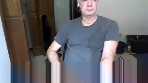 Snapshot of nakedilmale chatting on 06-01-26, 05:58 Tip 100 for my full real name online show from 06-01-26, 05:58