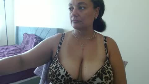 Nala Thickk online show from 12-17-24, 05:36