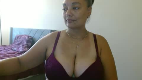 Nala Thickk online show from 12-19-24, 05:50