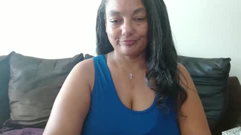 Snapshot of nala_thickk chatting on 10-27-25, 06:23 Nala Thickk online show from 10-27-25, 06:23