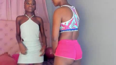 Snapshot of nalaandzuri chatting on 10-24-25, 10:55 nalaandzuri ebony lesbian blackgirls online show from 10-24-25, 10:55
