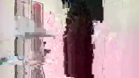 Snapshot of nalalatina chatting on 10-23-25, 12:04 Nala Latina online show from 10-23-25, 12:04