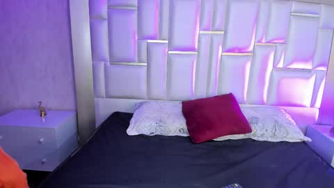 ----Namea------ online show from 10-02-25, 08:27